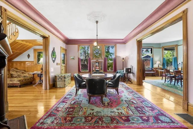 $995,000 | 223 North Oregon Street, Yreka, CA 96097