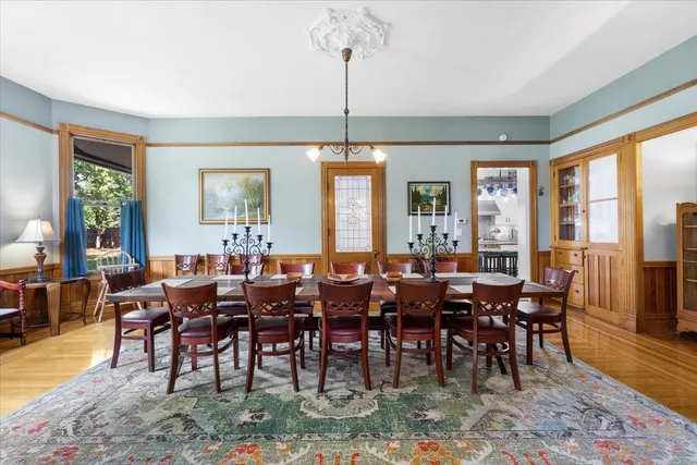 $995,000 | 223 North Oregon Street, Yreka, CA 96097