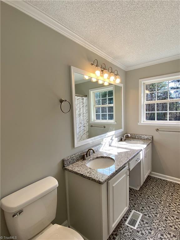 1076 Murphy Road Walnut Cove, NC 27052 - Photo 15 of 17 Gallery Image 15