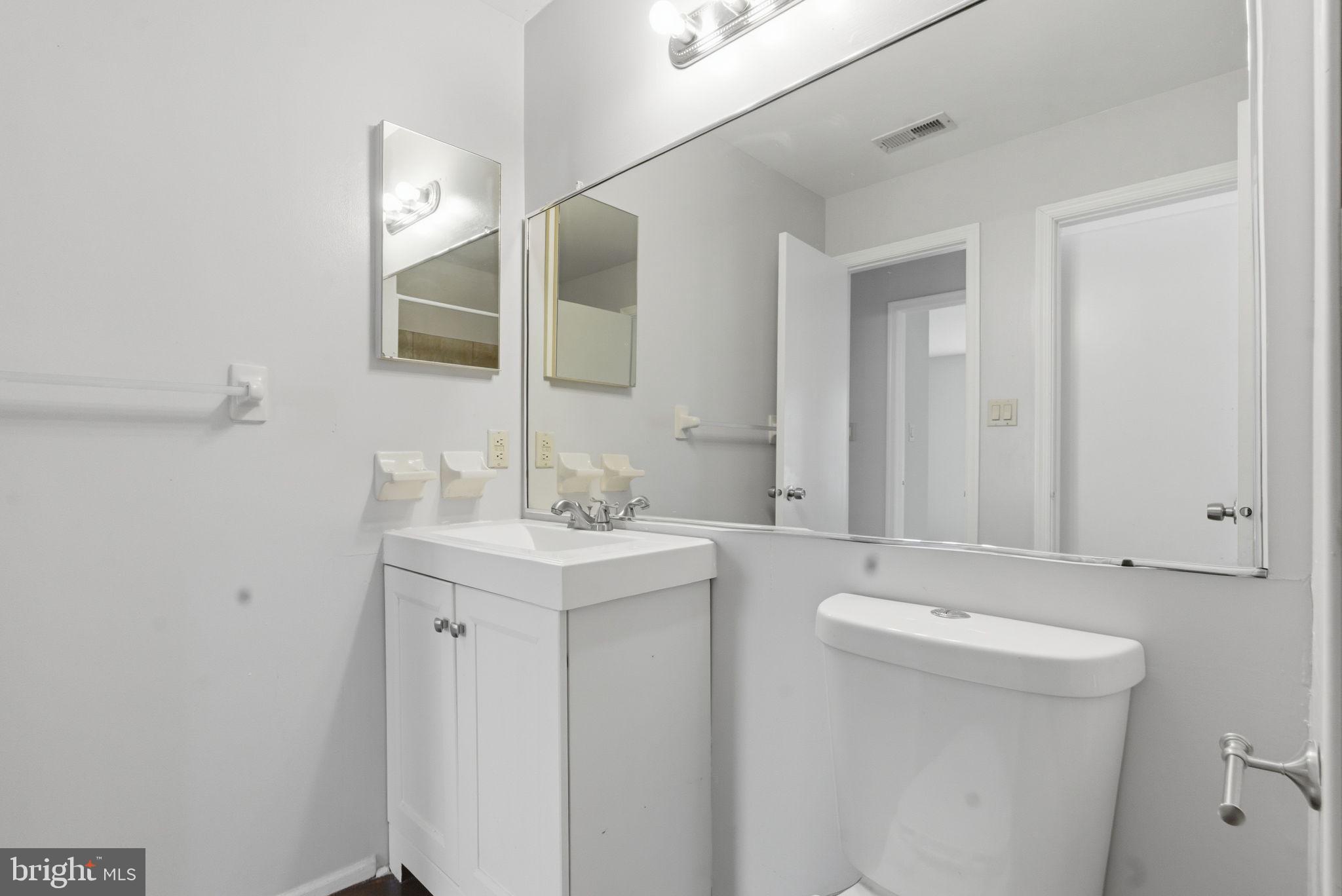 4102B Adelaide Drive Mount Laurel, NJ 08054 - Photo 19 of 23 Bathroom