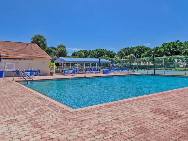 $460,000 | 7889 Lake Sands Drive, Delray Beach, FL 33446