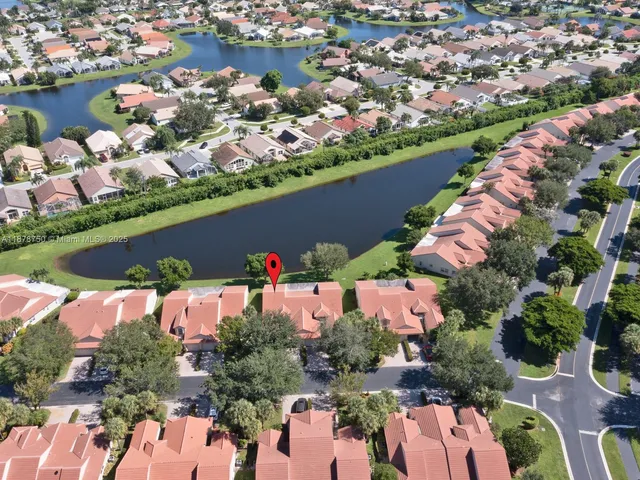 $460,000 | 7889 Lake Sands Drive, Delray Beach, FL 33446