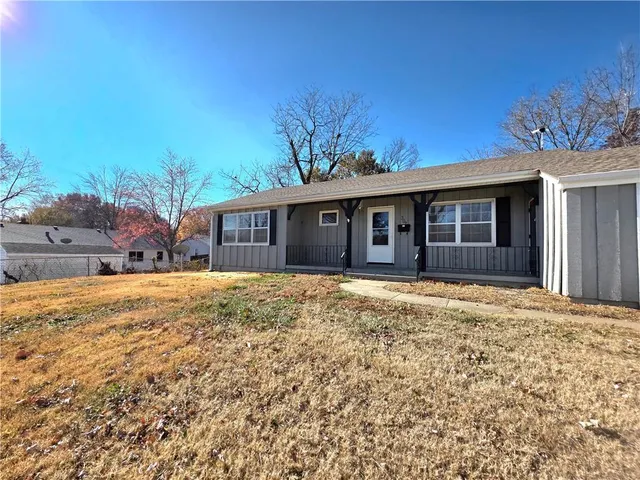 $185,000 | 302 South Mitchell Street, Warrensburg, MO 64093