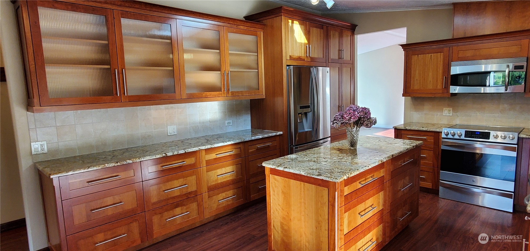 2863 Frankie Bob Road Alger, WA 98233 - Photo 8 of 37 Gallery Image 8