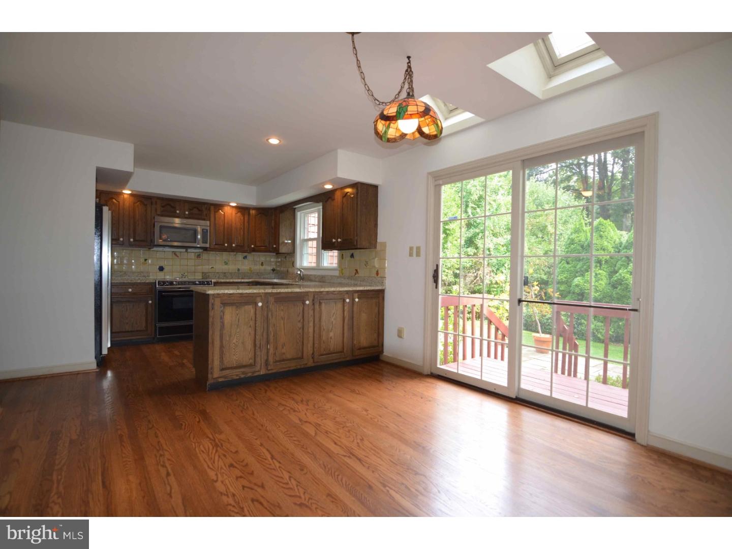 23 Fariston Road Wayne, PA 19087 - Photo 11 of 22 Breakfast Room