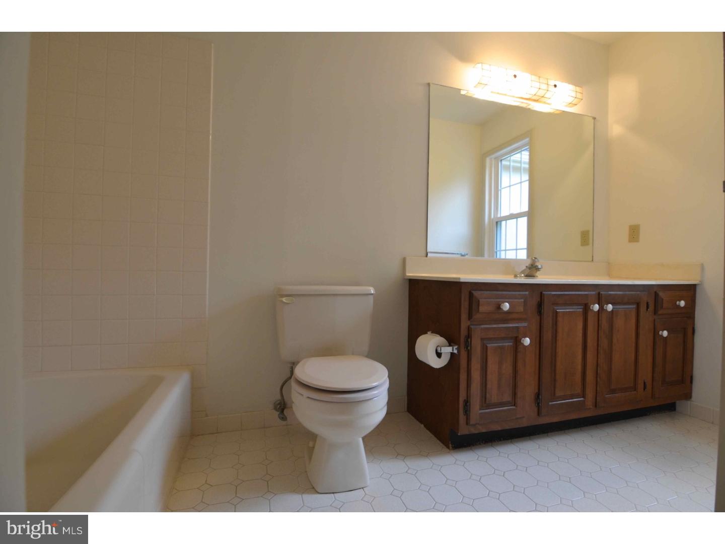 23 Fariston Road Wayne, PA 19087 - Photo 20 of 22 Bathroom
