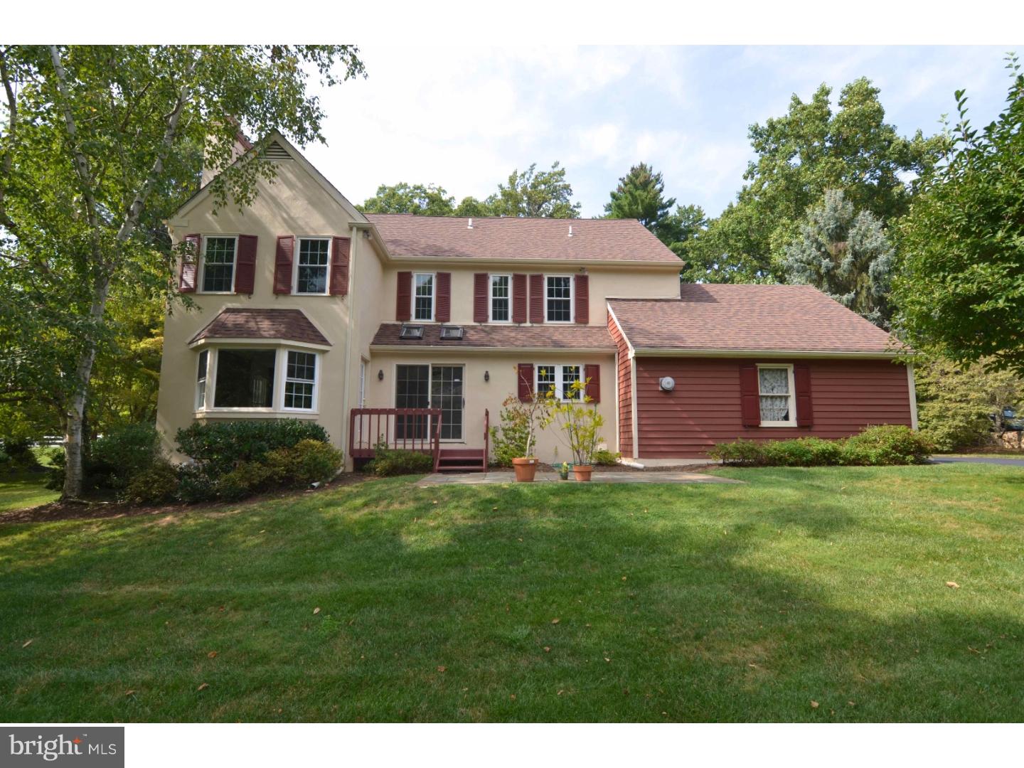23 Fariston Road Wayne, PA 19087 - Photo 3 of 22 Exterior Back
