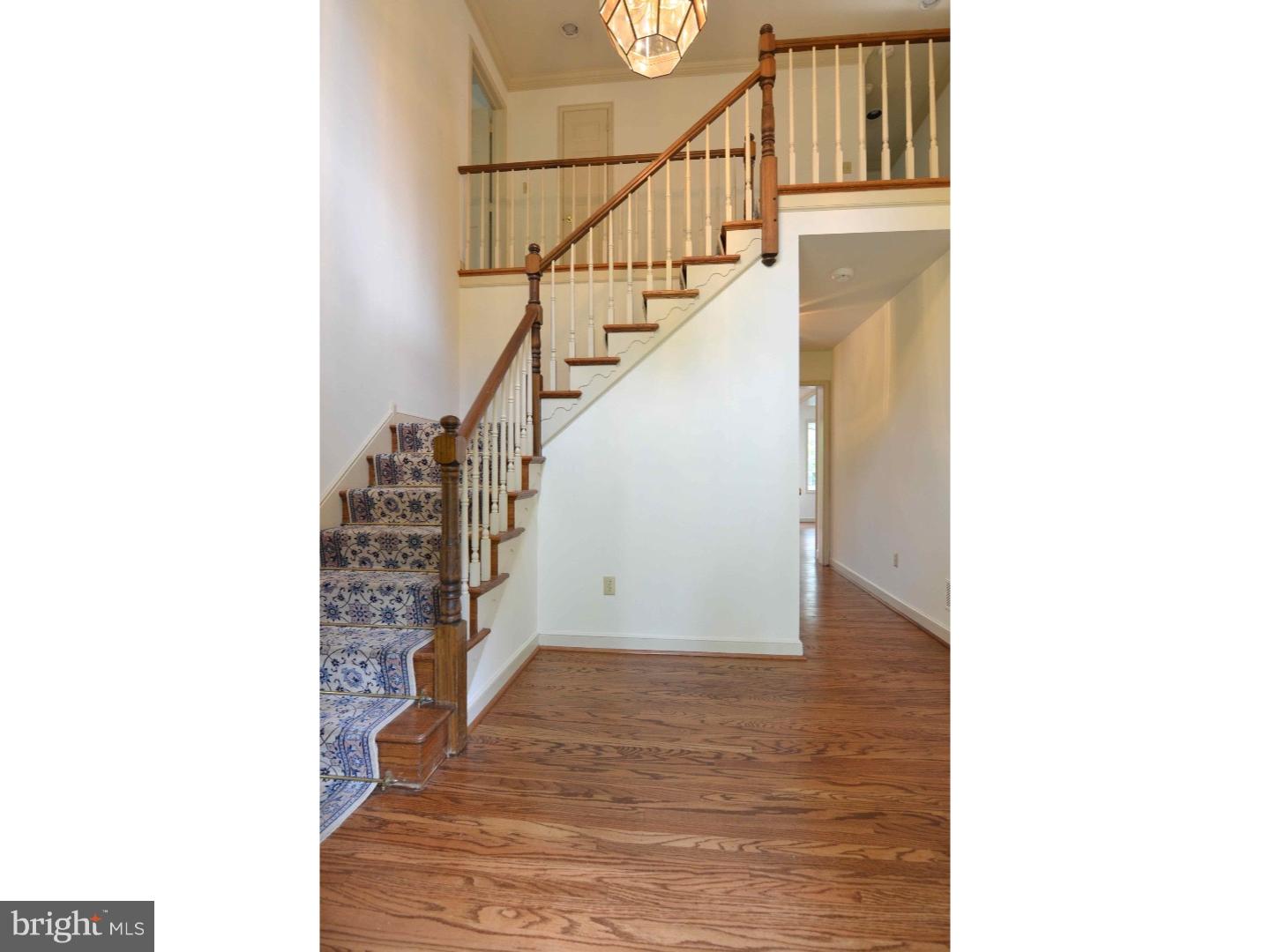 23 Fariston Road Wayne, PA 19087 - Photo 5 of 22 Foyer
