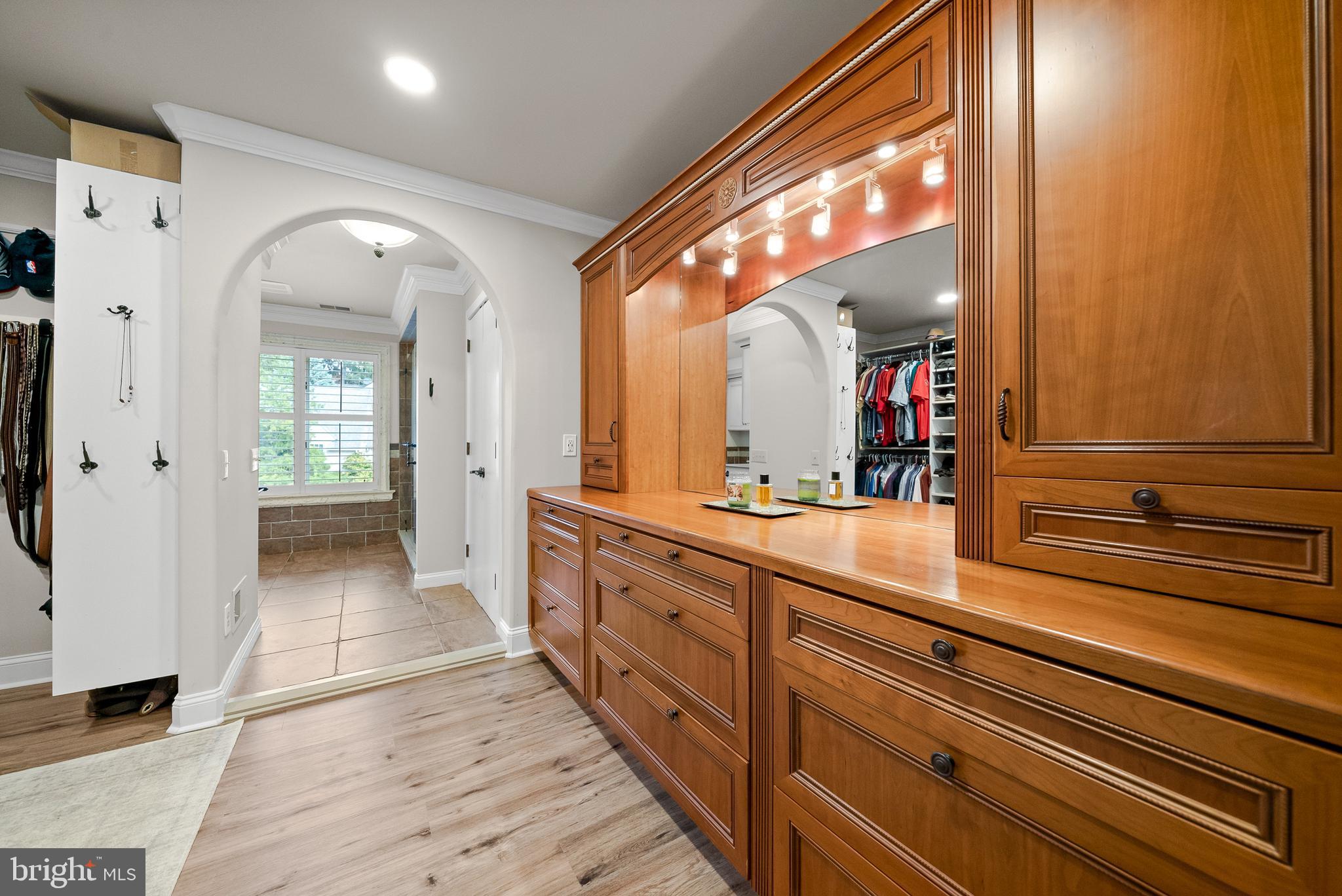 734 Pine Ridge Road Media, PA 19063 - Photo 40 of 99 Walk in closet