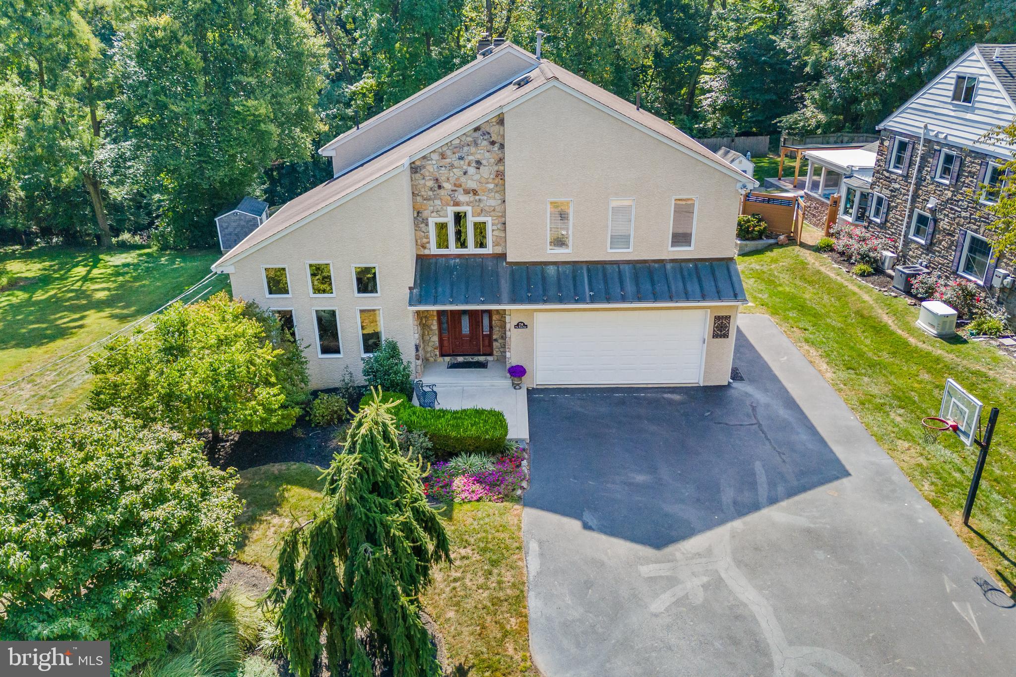 734 Pine Ridge Road Media, PA 19063 - Photo 66 of 99 Exterior front