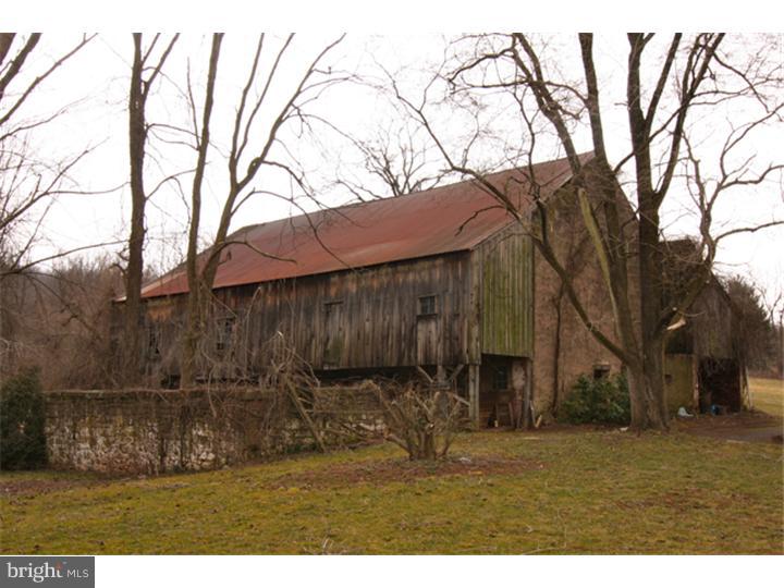 1330 Temple Road Pottstown, PA 19465 - Photo 20 of 25 Barn
