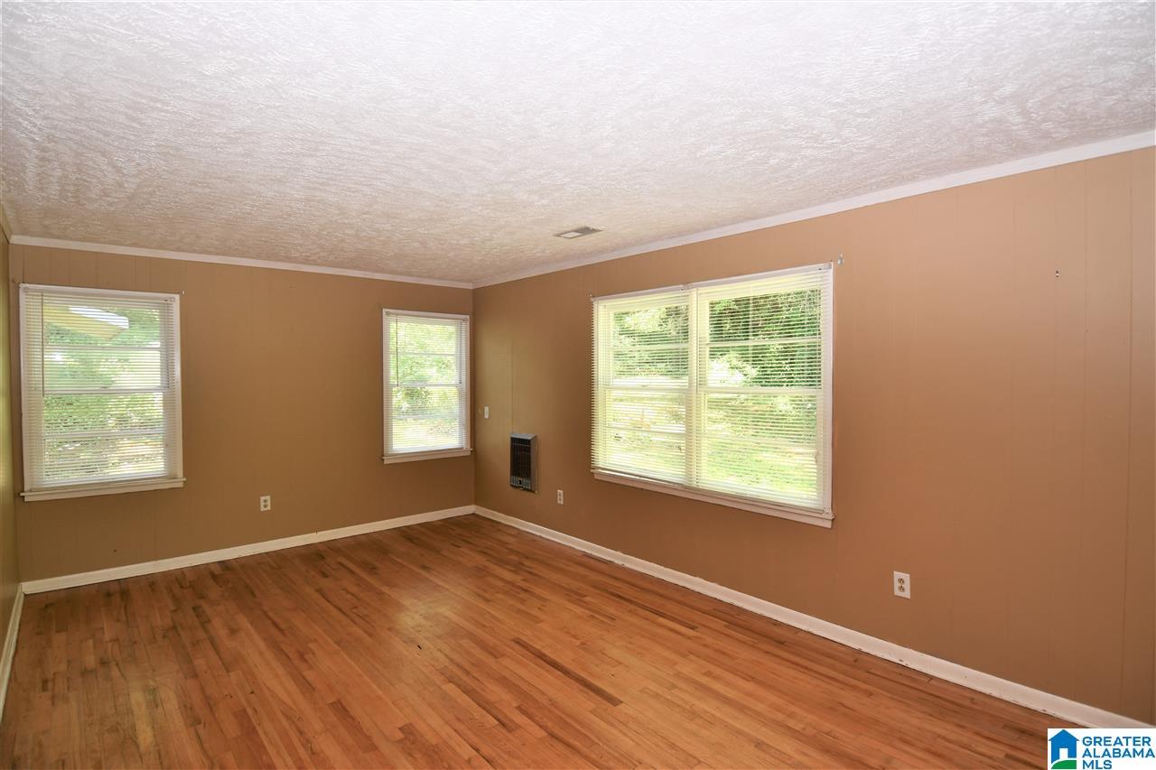 416 West Glade Road Anniston, AL 36206 - Photo 4 of 22