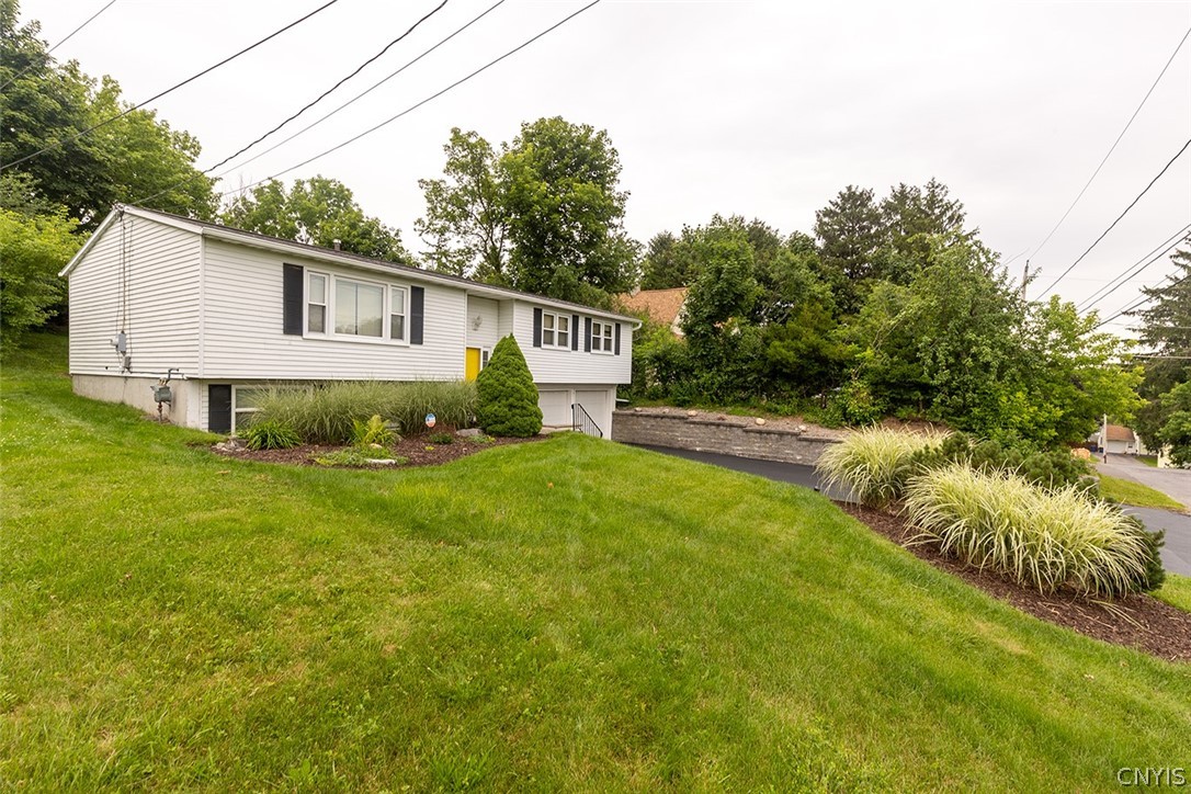 211 Knapp Road Geddes, NY 13219 - Photo 3 of 30