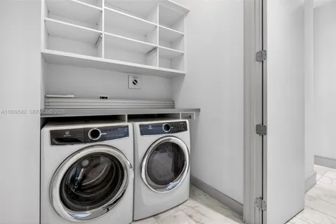 $5,750,000 | 2821 South Bayshore Drive, Unit 19B, Miami, FL 33133