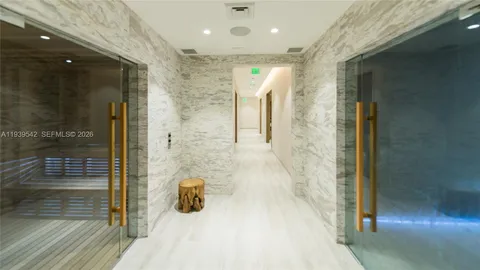 $5,750,000 | 2821 South Bayshore Drive, Unit 19B, Miami, FL 33133