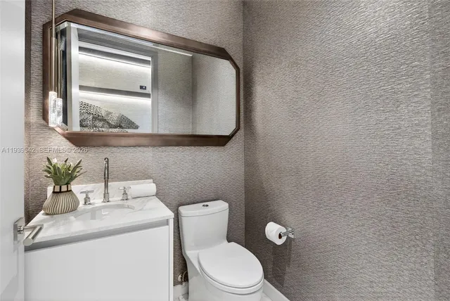 $5,750,000 | 2821 South Bayshore Drive, Unit 19B, Miami, FL 33133