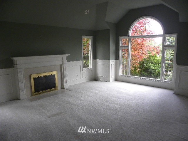 10221 Northeast 151st Street Bothell, WA 98011 - Photo 2 of 17 Gallery Image 2
