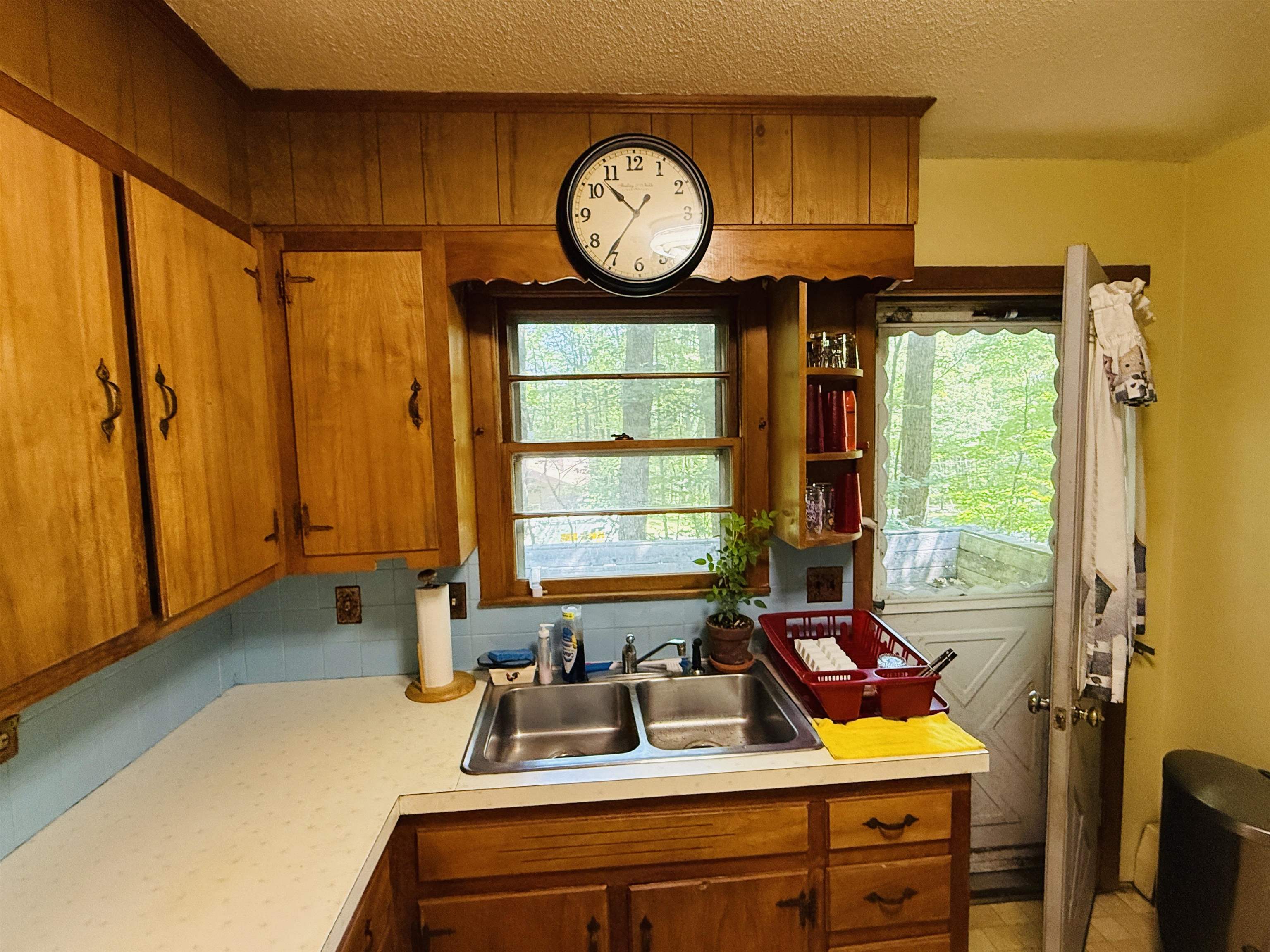 77 Griswold Drive Rockingham, VT 05101 - Photo 13 of 30