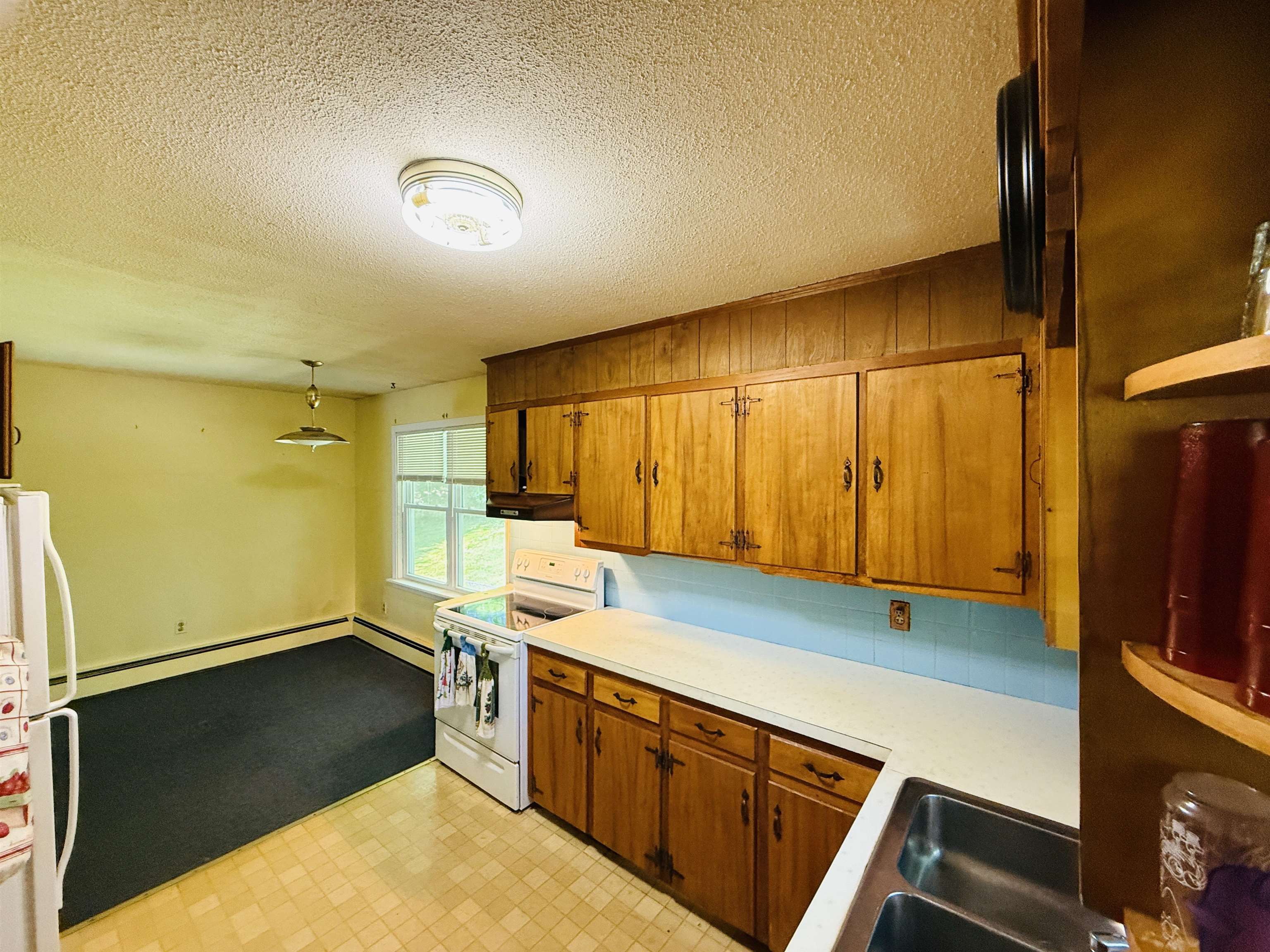 77 Griswold Drive Rockingham, VT 05101 - Photo 16 of 30