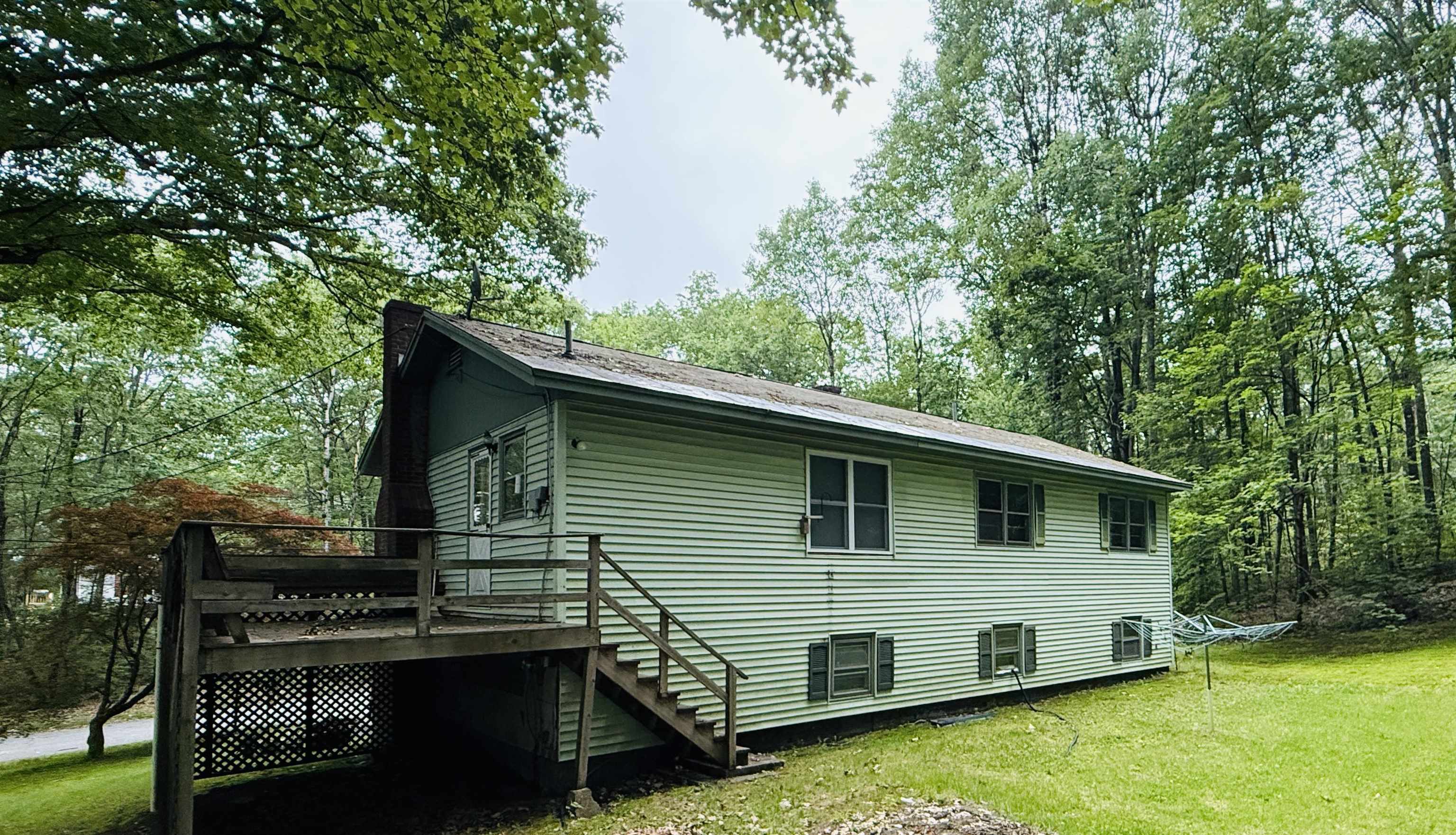 77 Griswold Drive Rockingham, VT 05101 - Photo 5 of 30