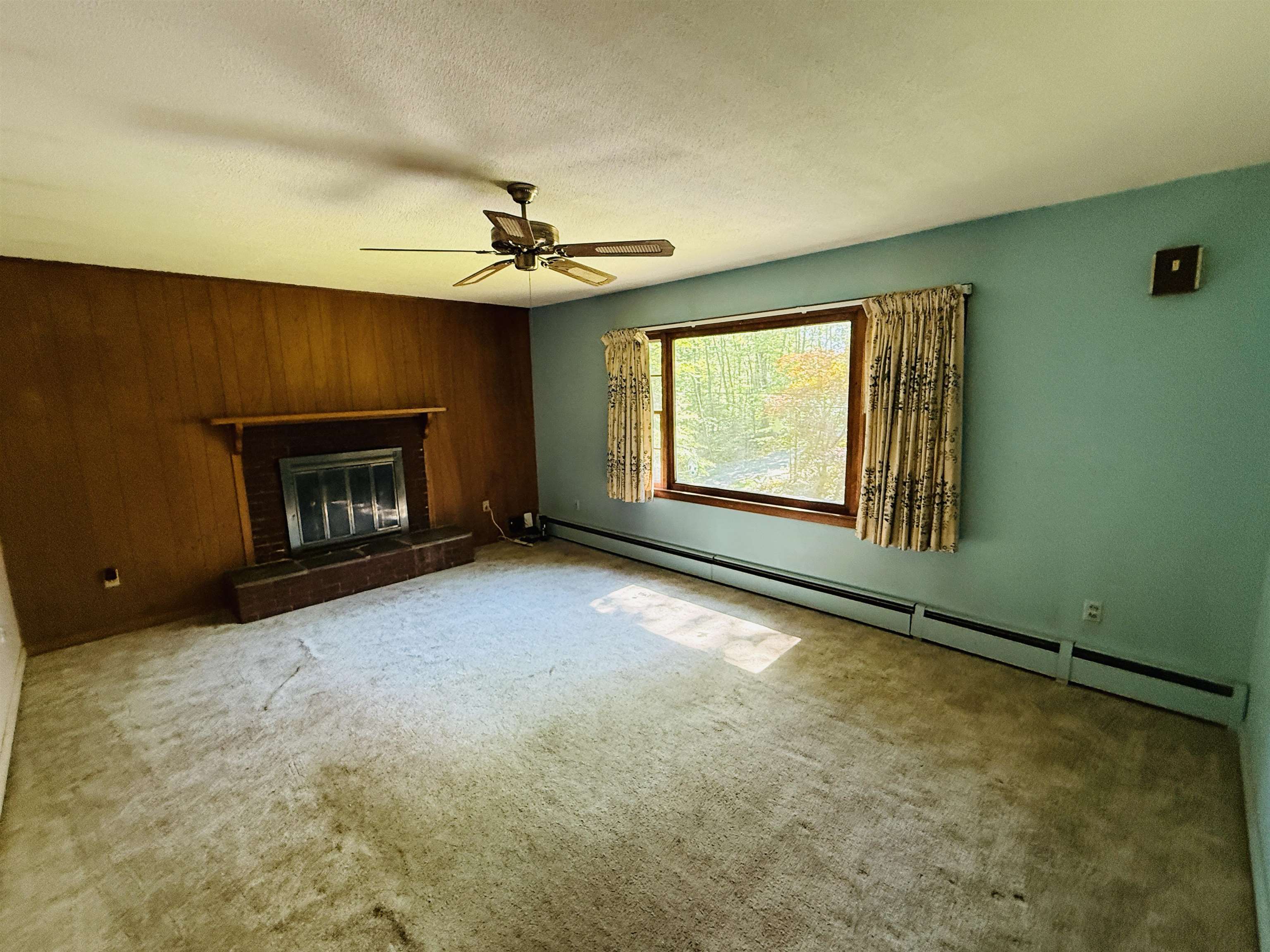 77 Griswold Drive Rockingham, VT 05101 - Photo 7 of 30