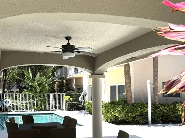 $289,788 | 2501 Northeast 14th Street, Unit 301, Pompano Beach, FL 33062