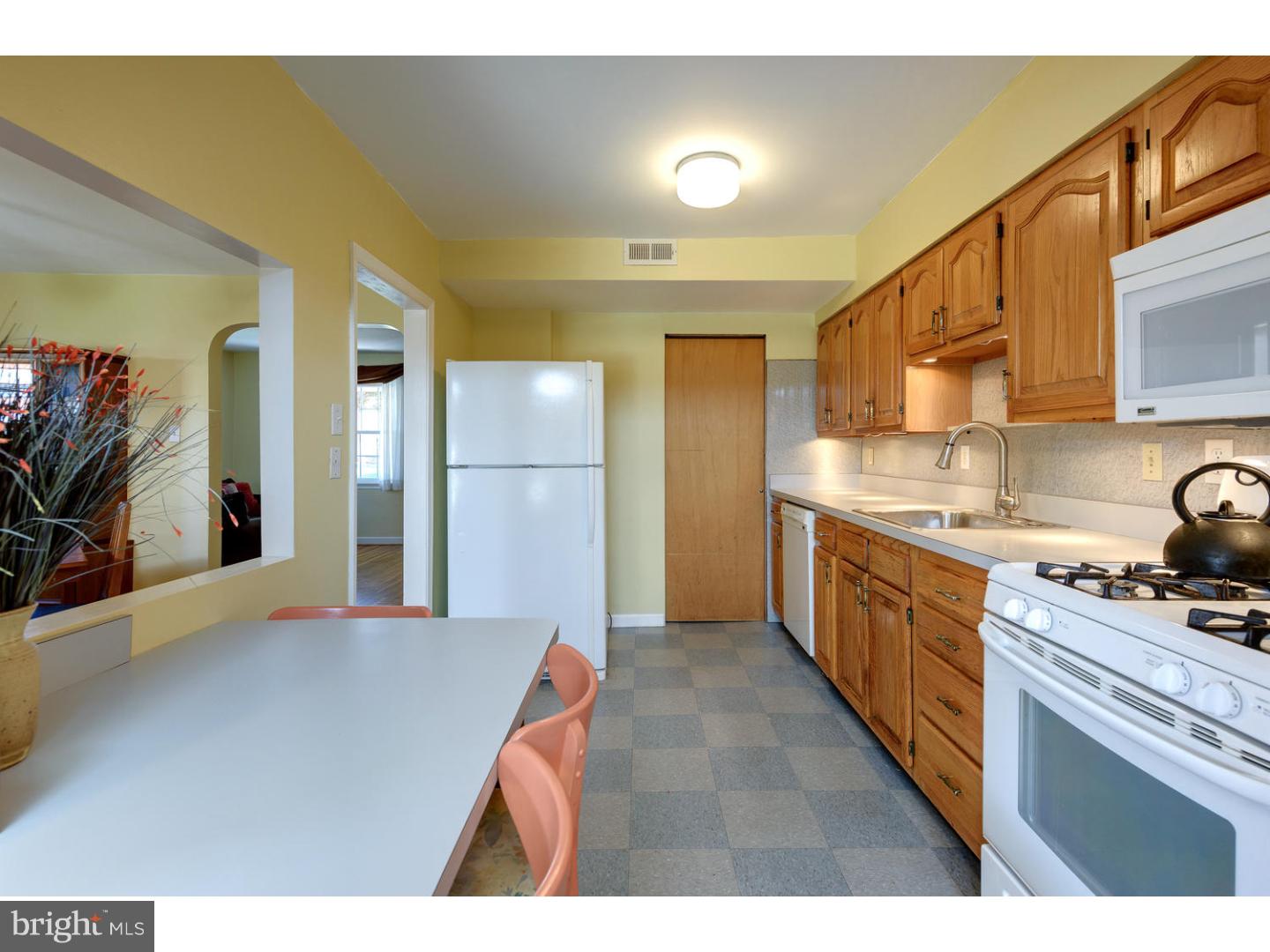 1604 Hampton Road Havertown, PA 19083 - Photo 12 of 25 Kitchen