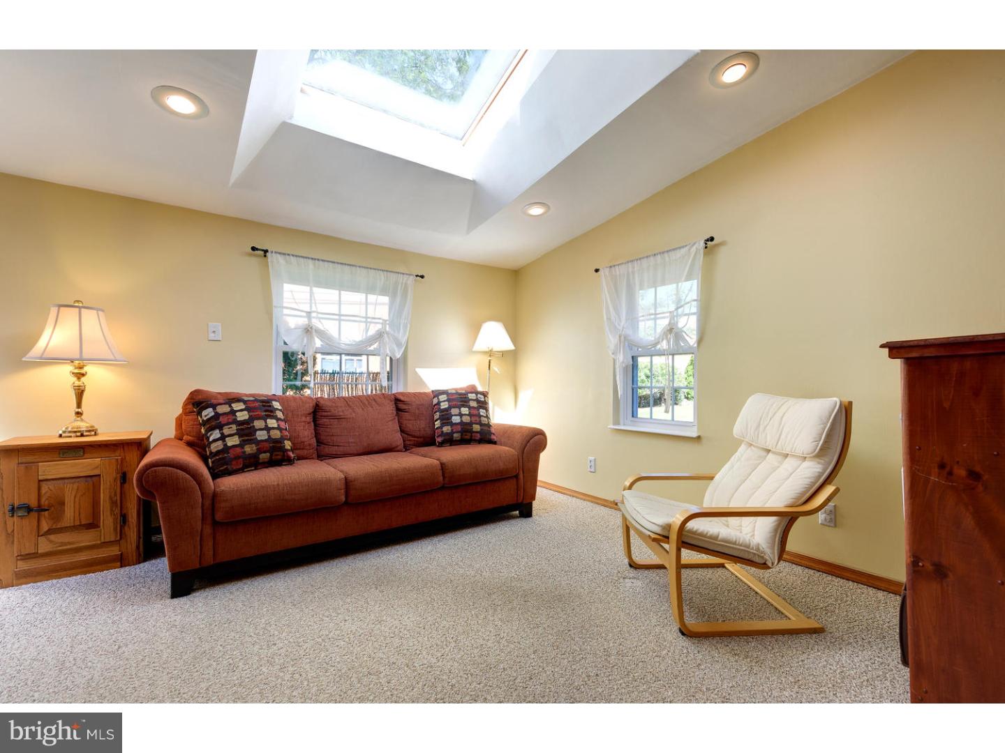 1604 Hampton Road Havertown, PA 19083 - Photo 10 of 25 Family Room
