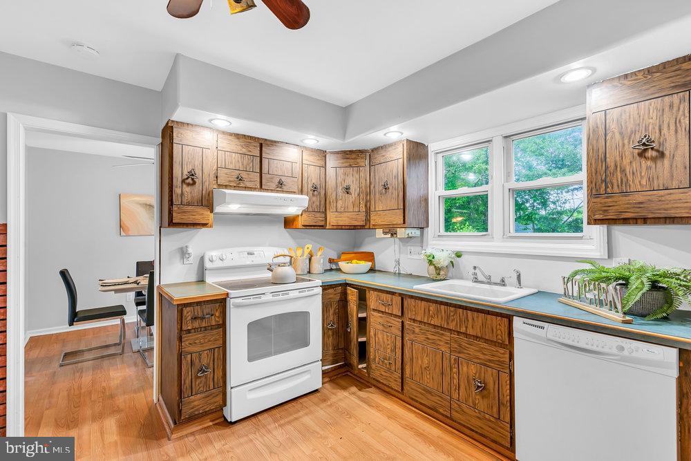 8421 Stow Road Pennsauken, NJ 08110 - Photo 11 of 21 Gallery Image 11