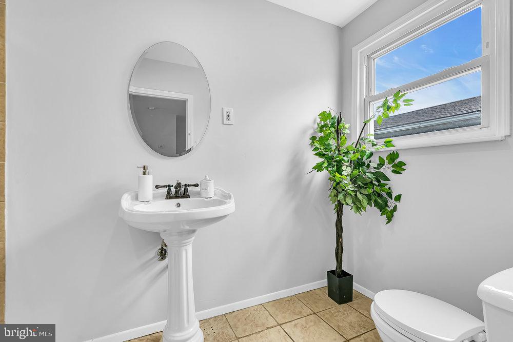 8421 Stow Road Pennsauken, NJ 08110 - Photo 13 of 21 Gallery Image 13