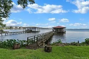 $575,000 | 5337 South Lakeshore Drive, Shreveport, LA 71109