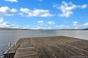 $575,000 | 5337 South Lakeshore Drive, Shreveport, LA 71109