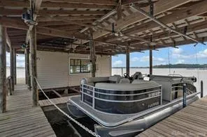 $575,000 | 5337 South Lakeshore Drive, Shreveport, LA 71109
