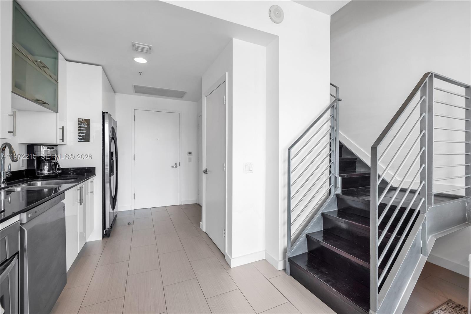 60 Southwest 13th Street, Unit 1609 Miami, FL 33130 - Photo 11 of 25