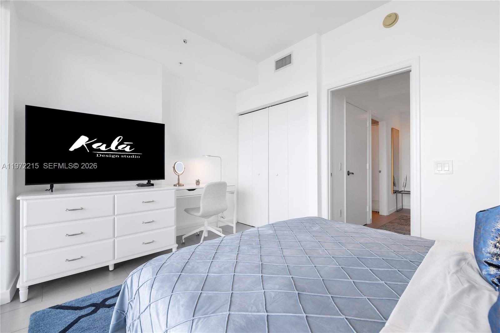 60 Southwest 13th Street, Unit 1609 Miami, FL 33130 - Photo 16 of 25