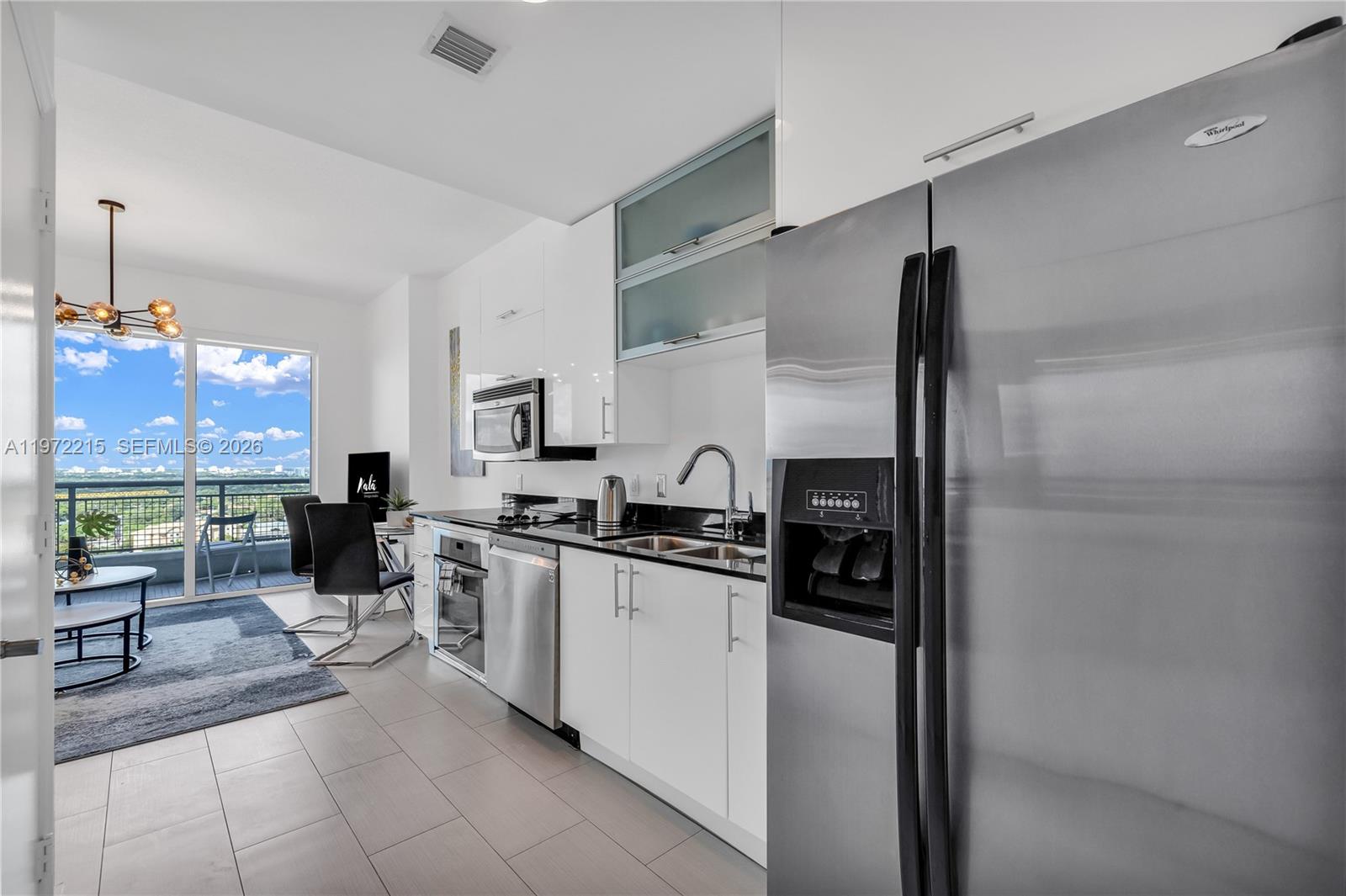 60 Southwest 13th Street, Unit 1609 Miami, FL 33130 - Photo 3 of 25