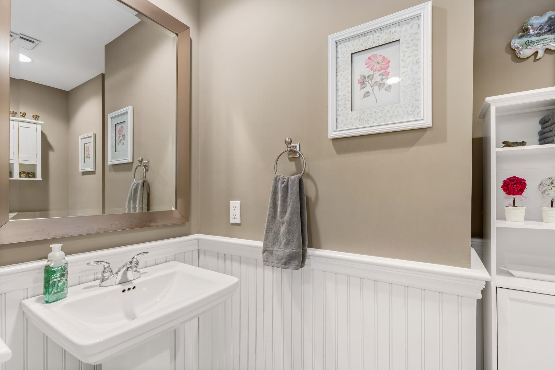 10 Heron Way Stratham, NH 03885 - Photo 17 of 50