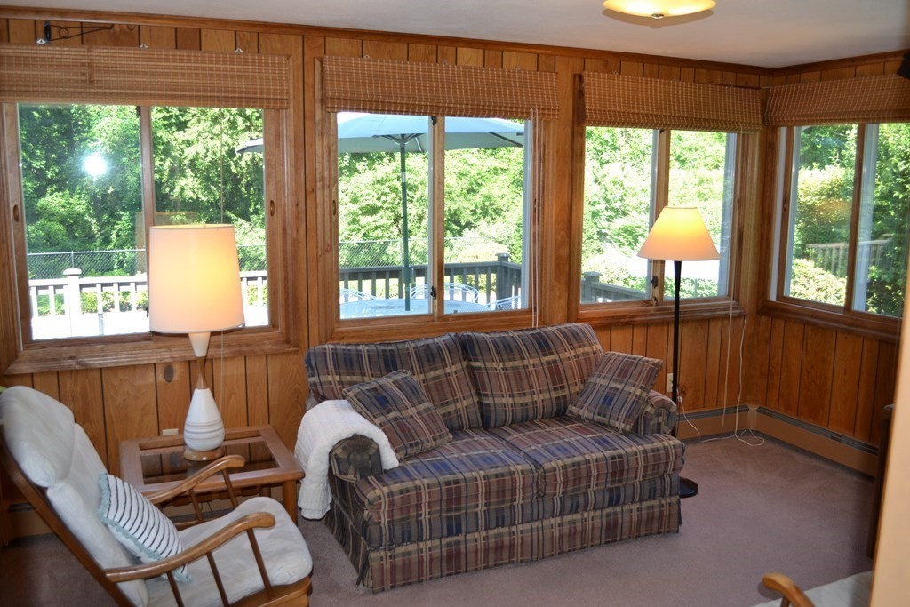 47 Deerfield Road Norwood, MA 02062 - Photo 17 of 33 Gallery Image 17