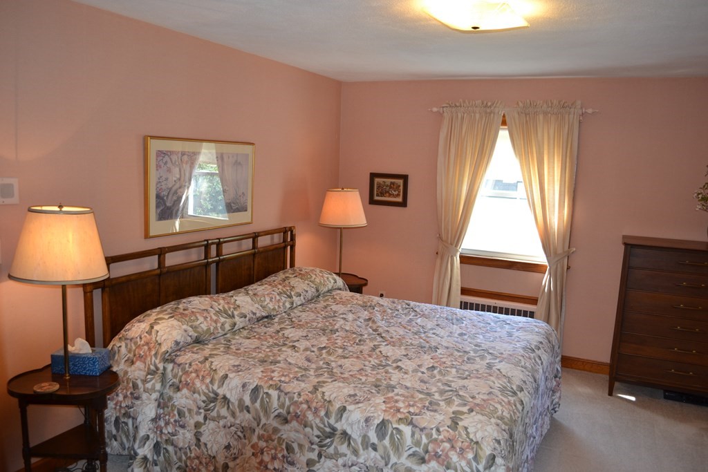 47 Deerfield Road Norwood, MA 02062 - Photo 21 of 33 Gallery Image 21