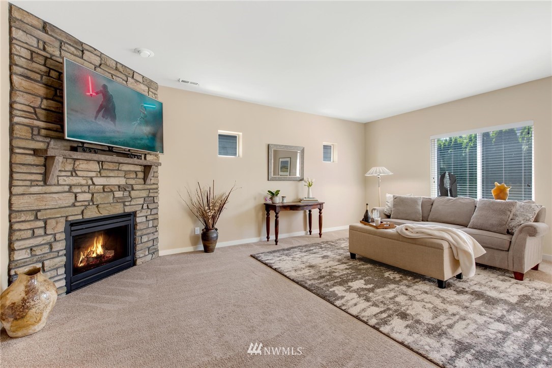 626 182nd Street Southeast Bothell, WA 98012 - Photo 5 of 26 Gallery Image 5