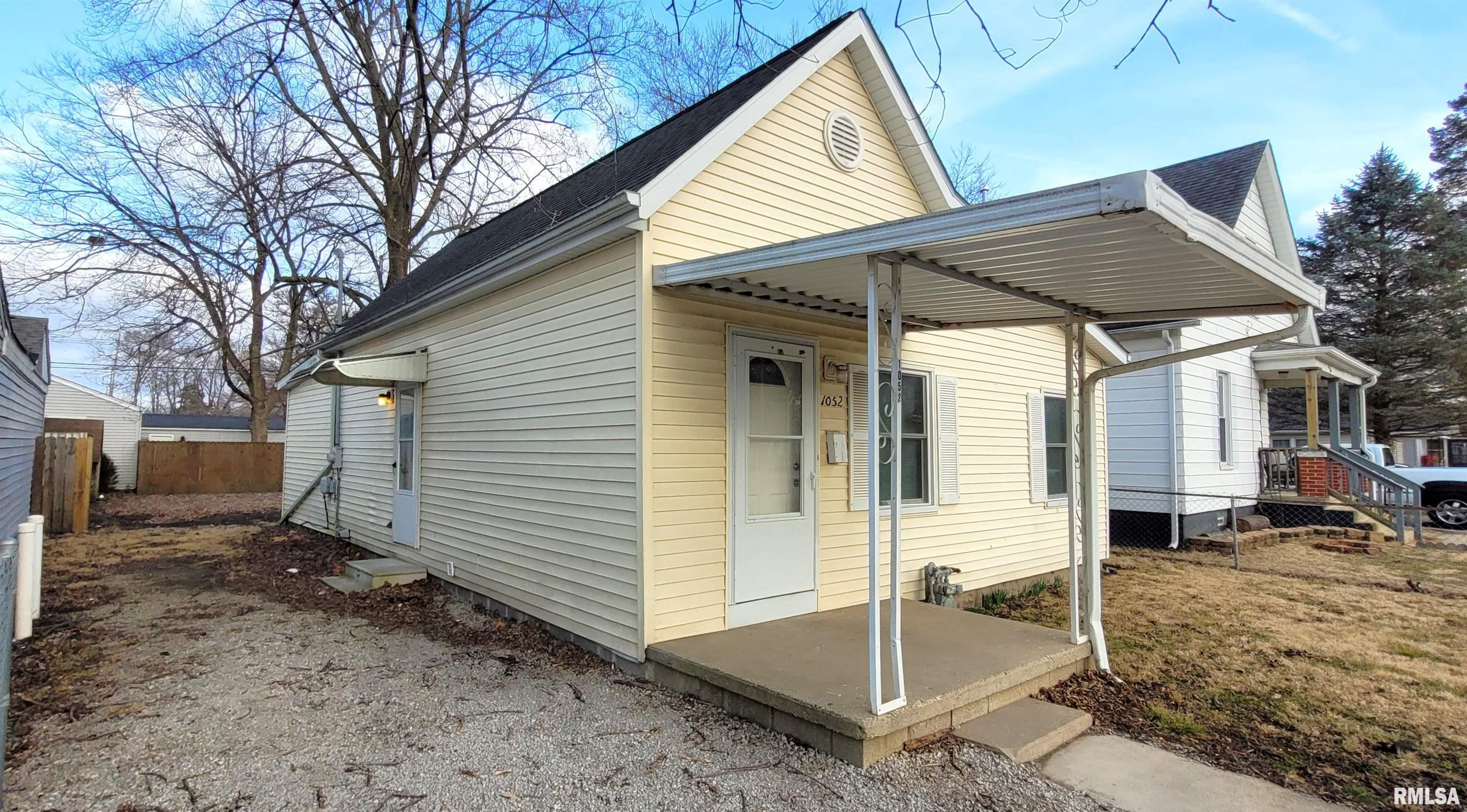 1052 Ohio Avenue Springfield, IL 62702 - Photo 3 of 39