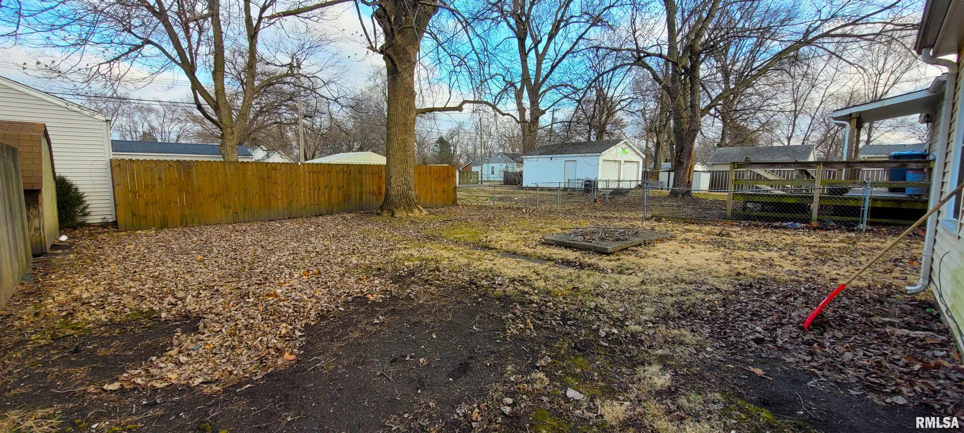 1052 Ohio Avenue Springfield, IL 62702 - Photo 39 of 39