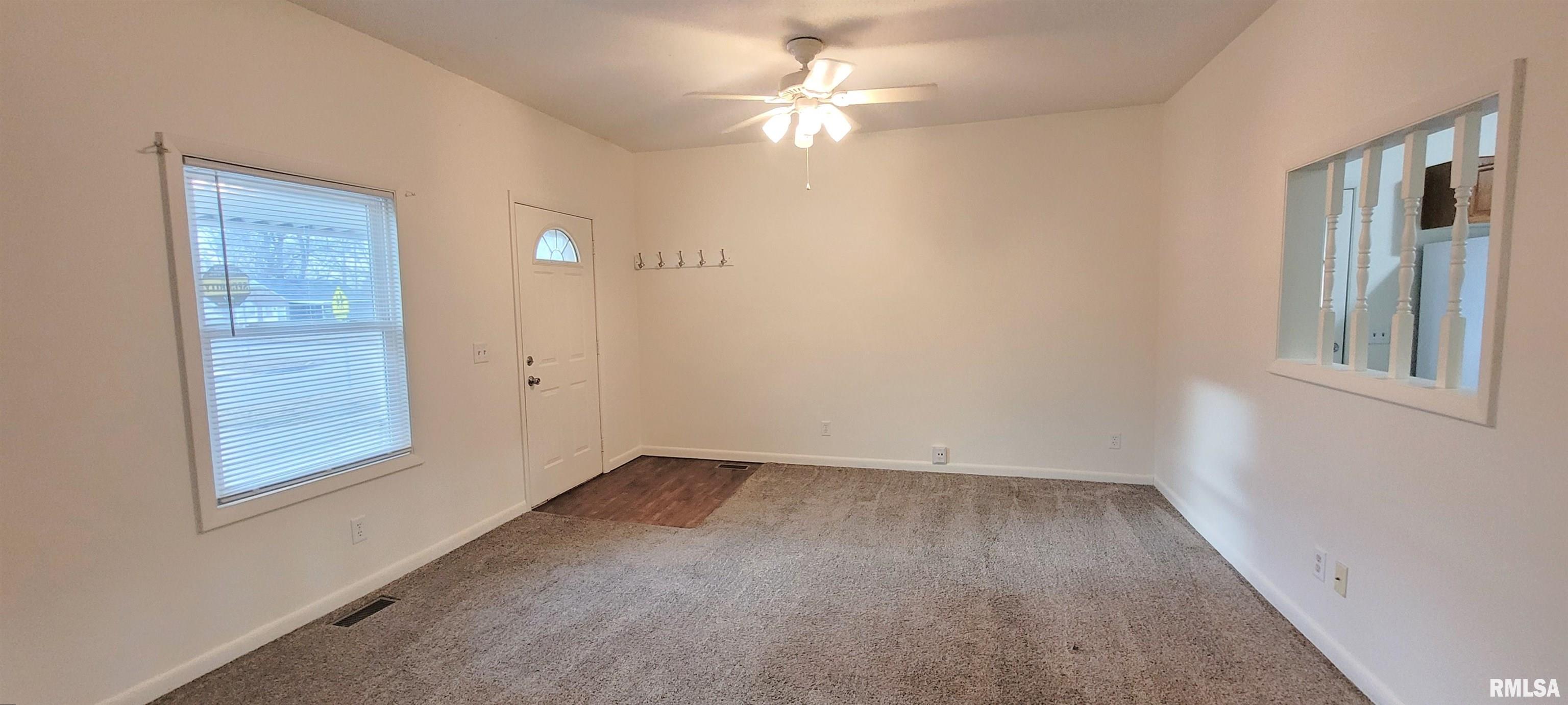 1052 Ohio Avenue Springfield, IL 62702 - Photo 8 of 39