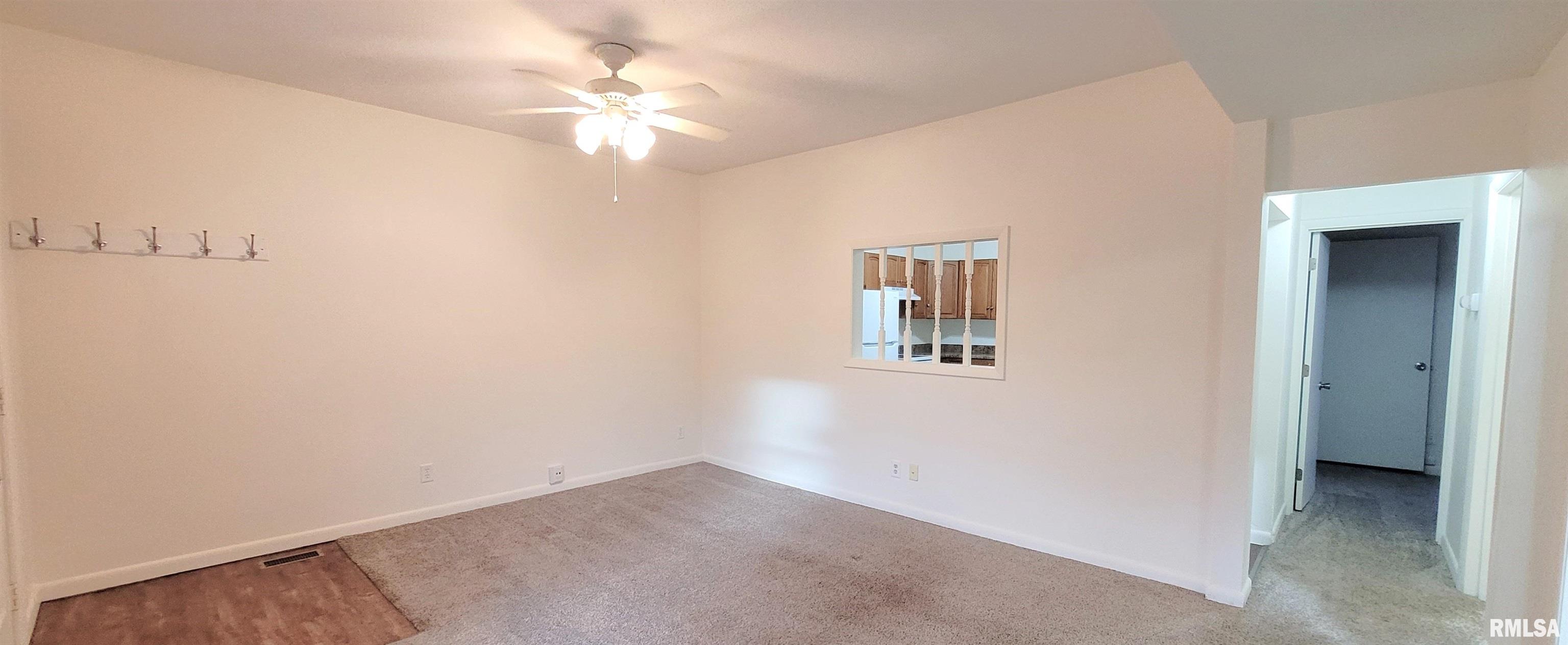 1052 Ohio Avenue Springfield, IL 62702 - Photo 9 of 39