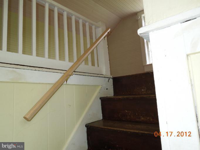 35979 Bell Road Round Hill, VA 20141 - Photo 12 of 18 Interior (General)