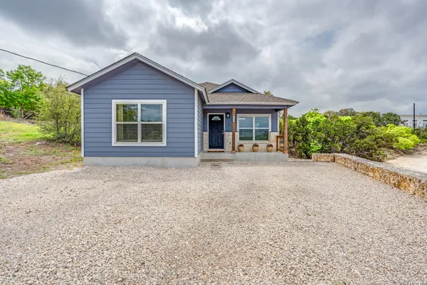 $255,000 | 560 Hillside Drive, Spring Branch, TX 78070