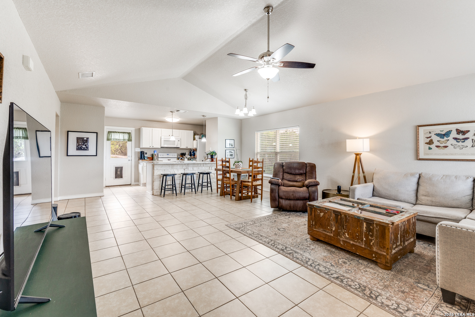 560 Hillside Drive Spring Branch, TX 78070 - Photo 13 of 36