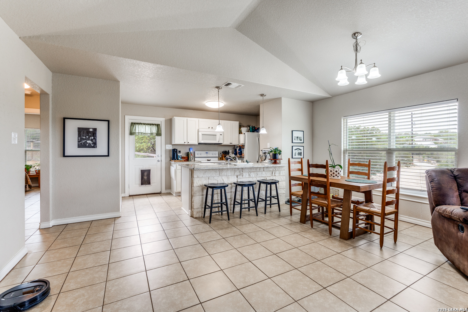 560 Hillside Drive Spring Branch, TX 78070 - Photo 14 of 36