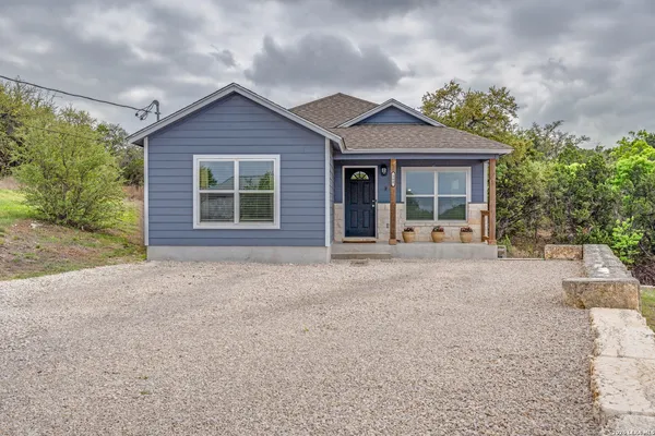 $255,000 | 560 Hillside Drive, Spring Branch, TX 78070