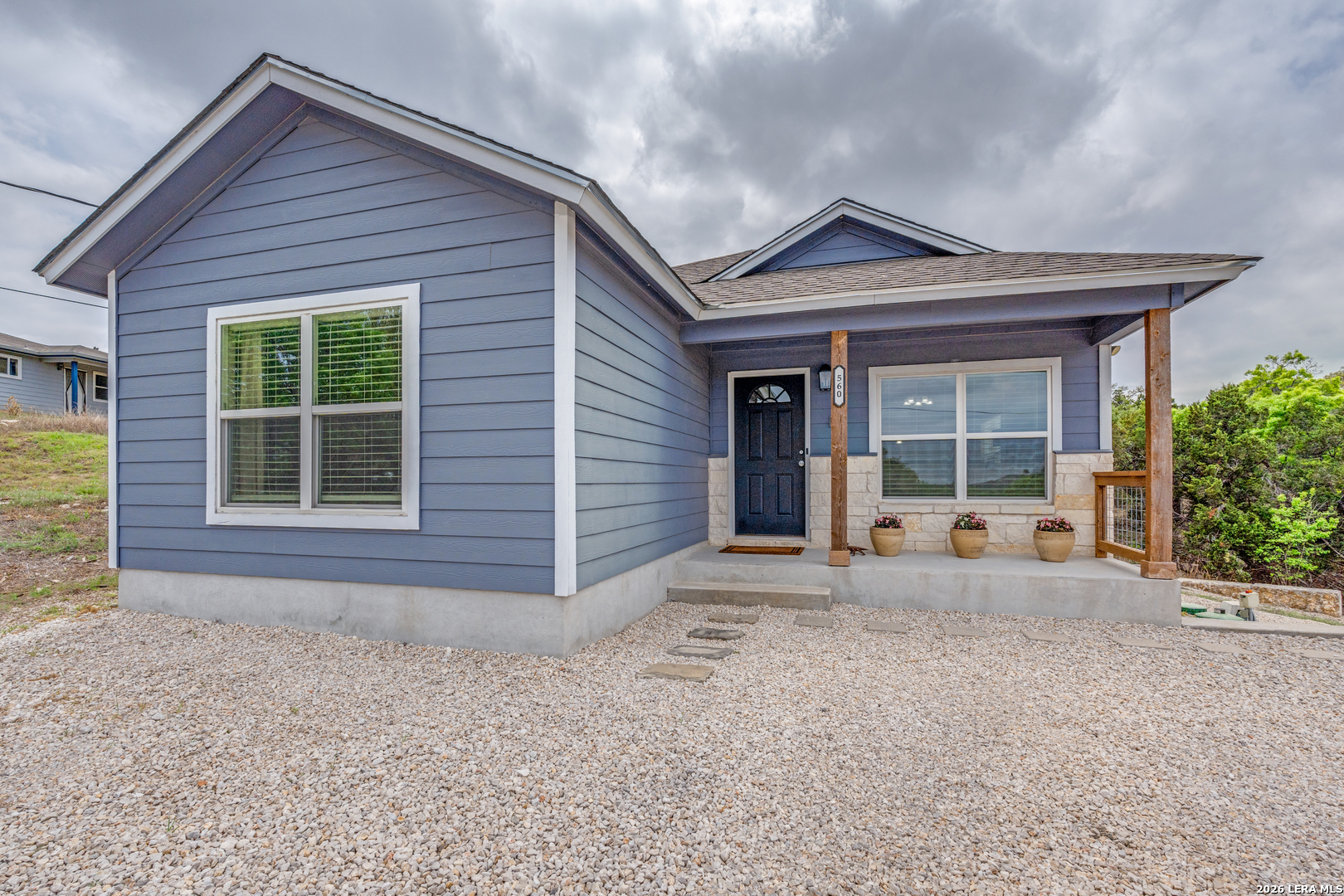 560 Hillside Drive Spring Branch, TX 78070 - Photo 3 of 36